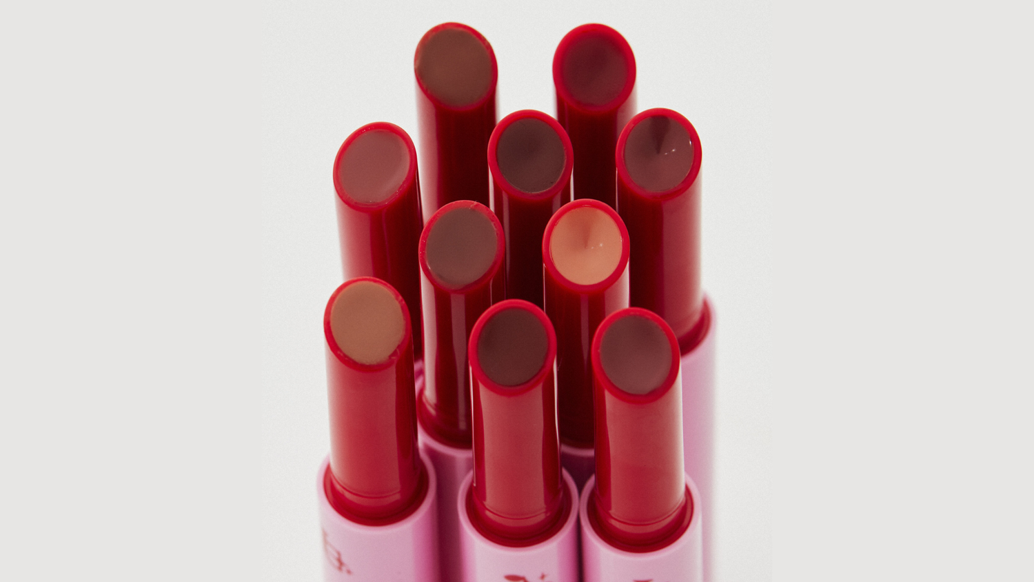 Why La Glace Is Winning the Thai Beauty Game with Personal Color Expertise