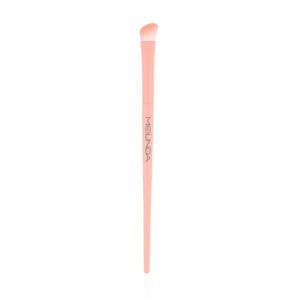 Mei Linda Perfect Pastel Angled Eyeshadow Brush