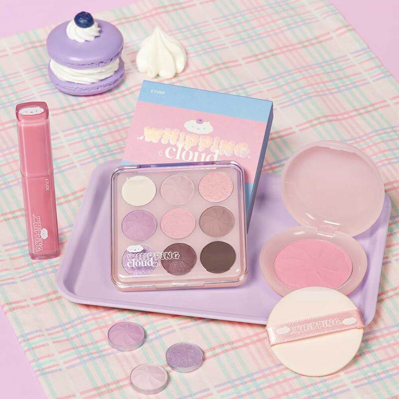 Etude that gives a warm and comfortable feeling