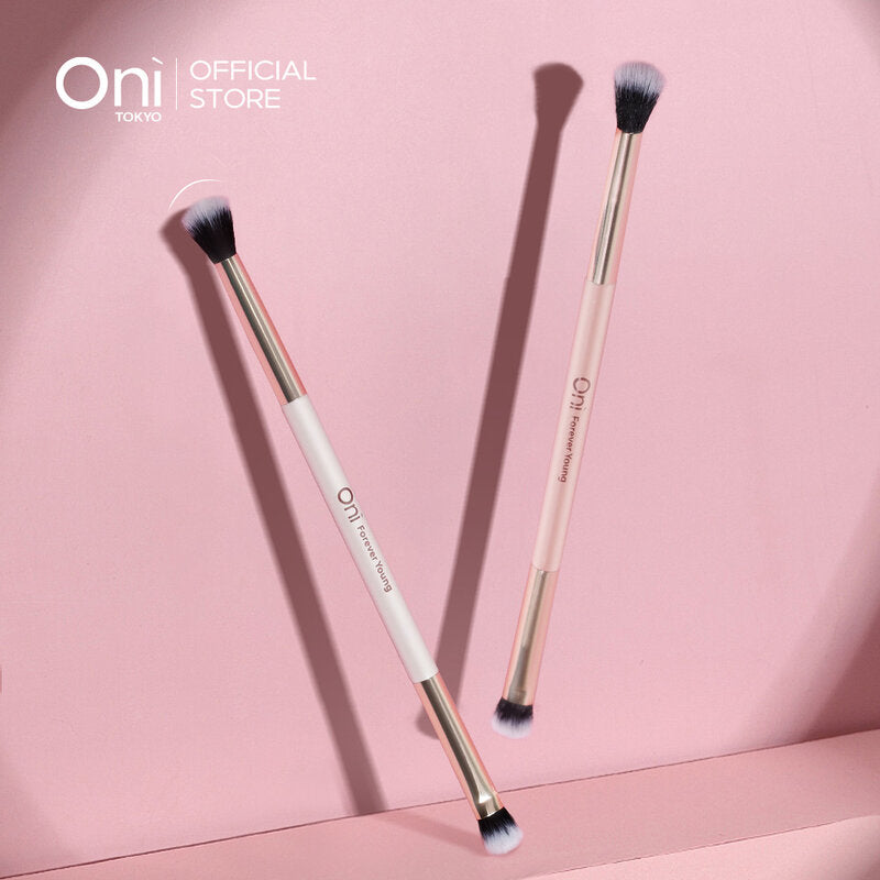 Oni Double Ended Eyeshadow Brush
