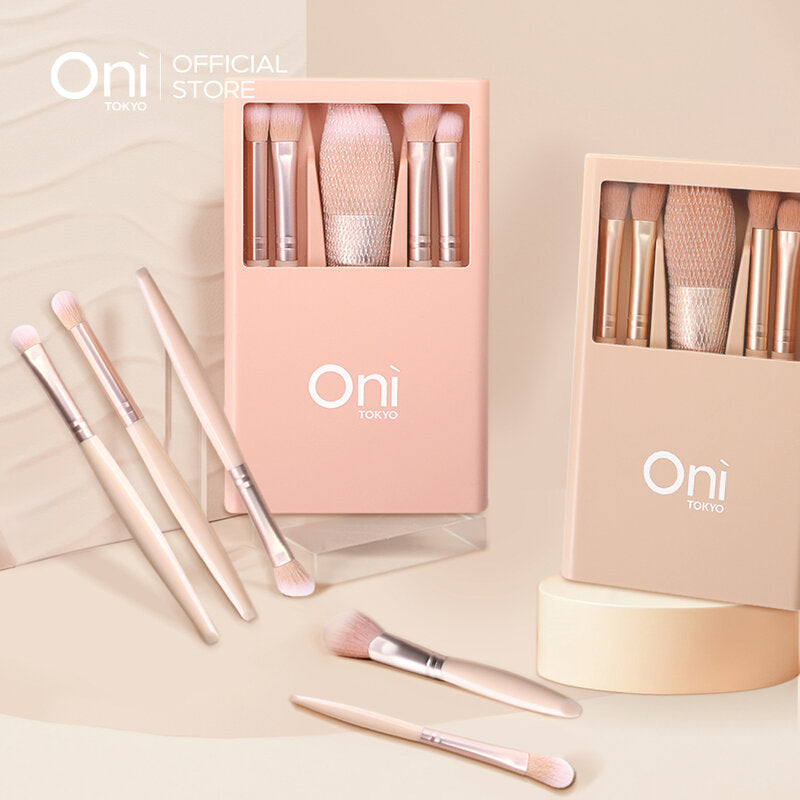 Oni Macaron Portable Makeup Brush Set With Mirror 5pcs