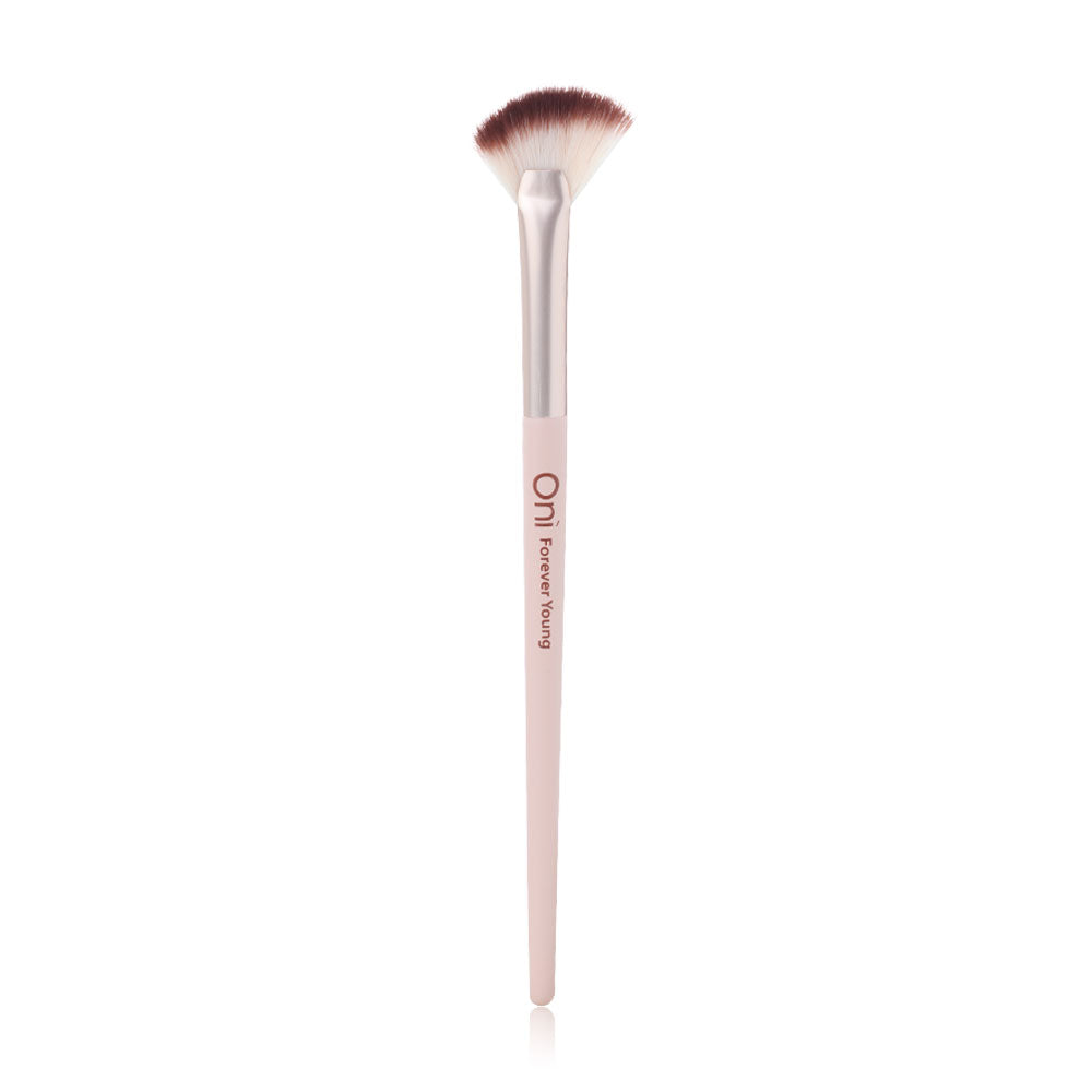 Oni Highlighting Fan Brush