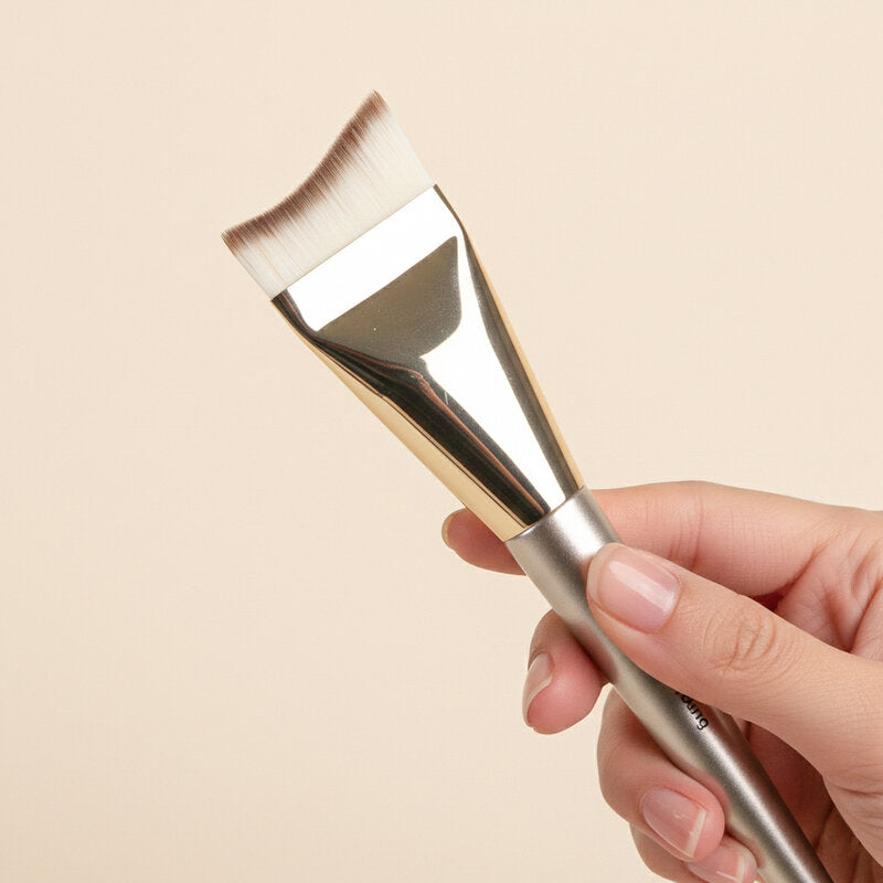 Oni Mermaid Tail Foundation Brush