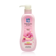 Shokubutsu Monogatari Brightening Sakura & Hokkaido Milk Shower Cream 500ml