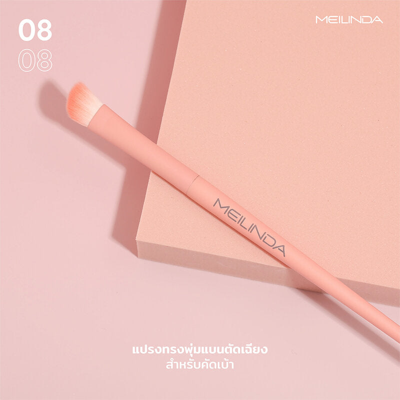 Mei Linda Perfect Pastel Angled Eyeshadow Brush