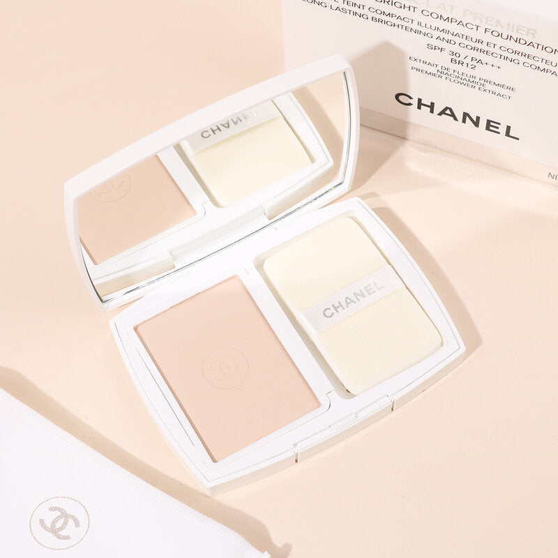 Chanel Eclat Premier Bright Compact Foundation SPF 30/PA+++ 12g
