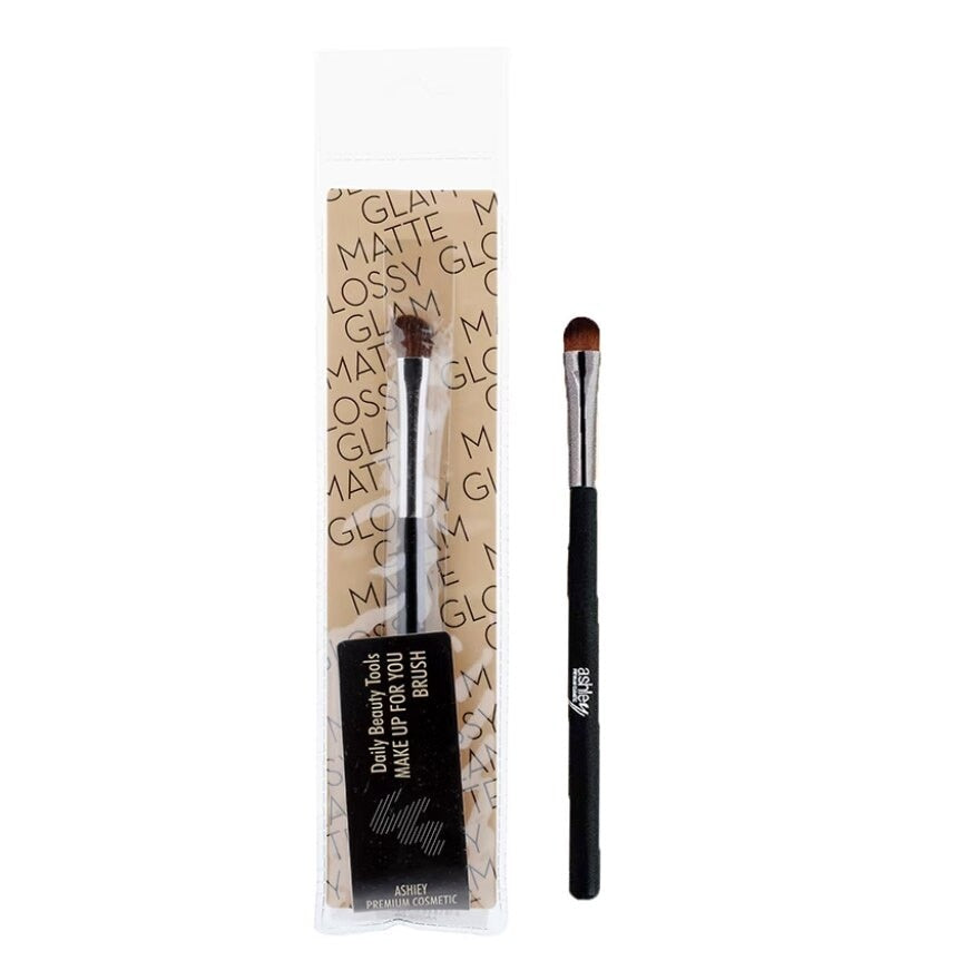 Ashley Angle Eyeshadow Brush 1pc