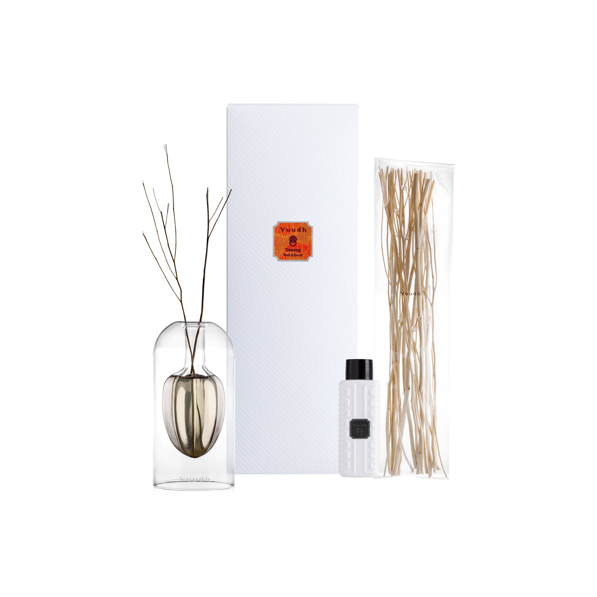 Harnn Vuudh Star Diffuser Set - Da Nang (Basil & Neroli) 120 ml.
