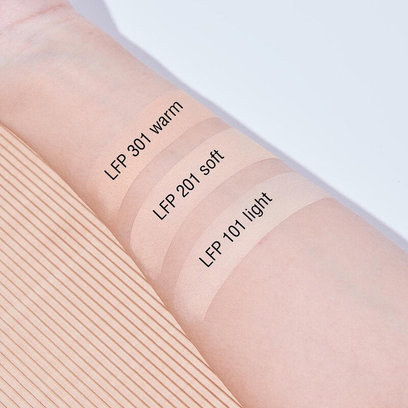 In2It Light Fit Pact 2 Way Powder SPF25 PA+++ 10g #LFP201