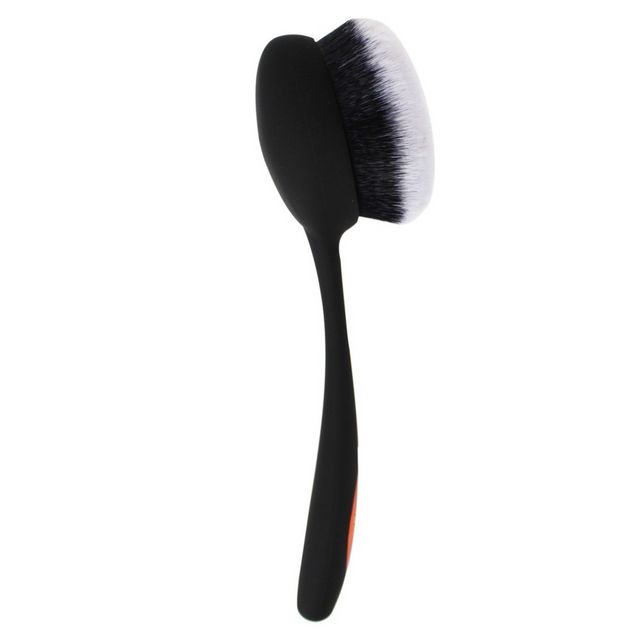 Real Techniques Blend and Blur All Over Makeup Brush