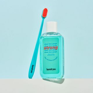 LAUNDRYOU Clean Face Gargle Gel-to-Foam Cleanser Strong