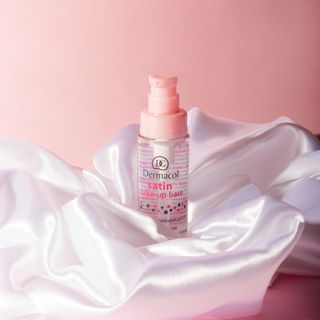 DERMACOL Satin Make-Up Base