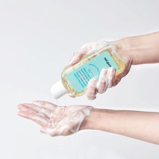 LAUNDRYOU Clean Face Gargle Gel-to-Foam Cleanser Mild