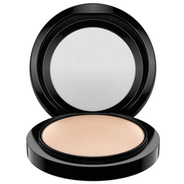 MAC Mineralize Skinfinish Natural